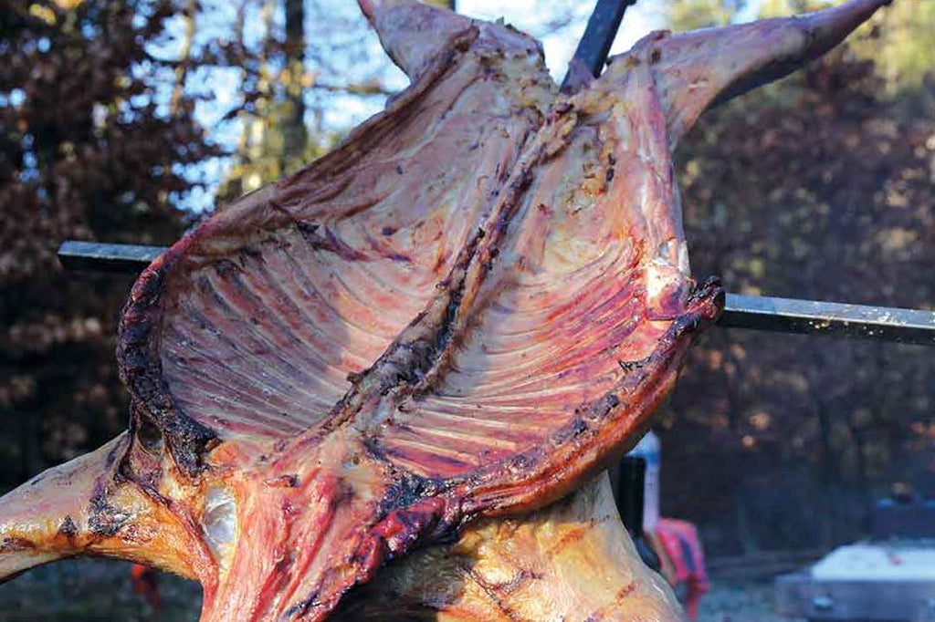 Ziege auf dem  Asado-Kreuz