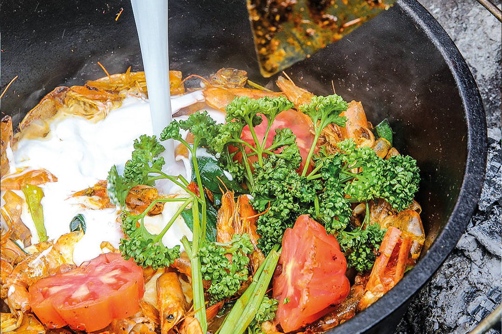 Garnelen-Kokos Curry Suppe – FIRE&FOOD Garnelen-Kokos Curry Suppe – FIRE&FOOD