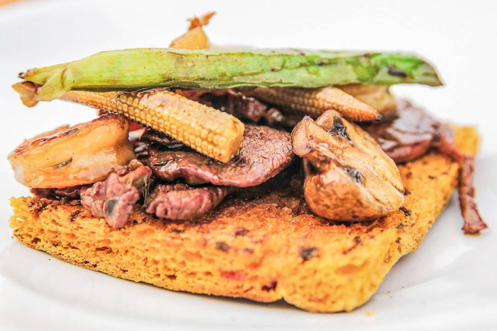 Fillet steak with king prawns 