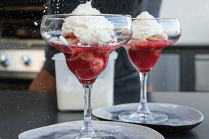 Rhubarb crumble with yoghurt foam 