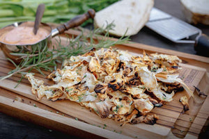Selleriechips mit  Chili-Mayonnaise