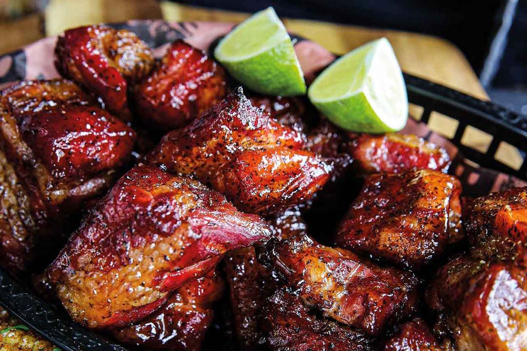 Pork Belly Burnt Ends mit Mexican Street Corn (Elotes)